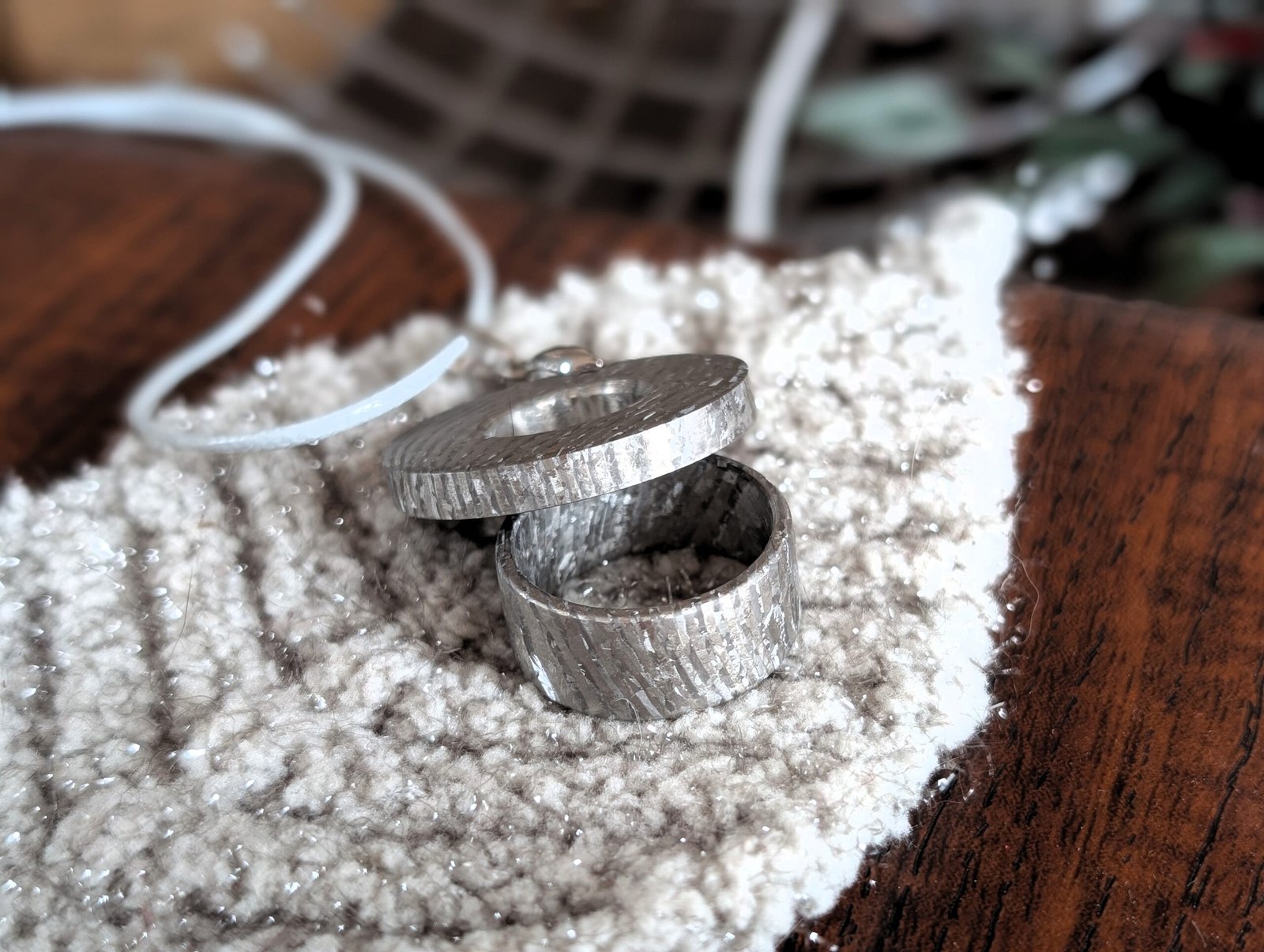 Crystallised titanium damascus ice pendant necklace